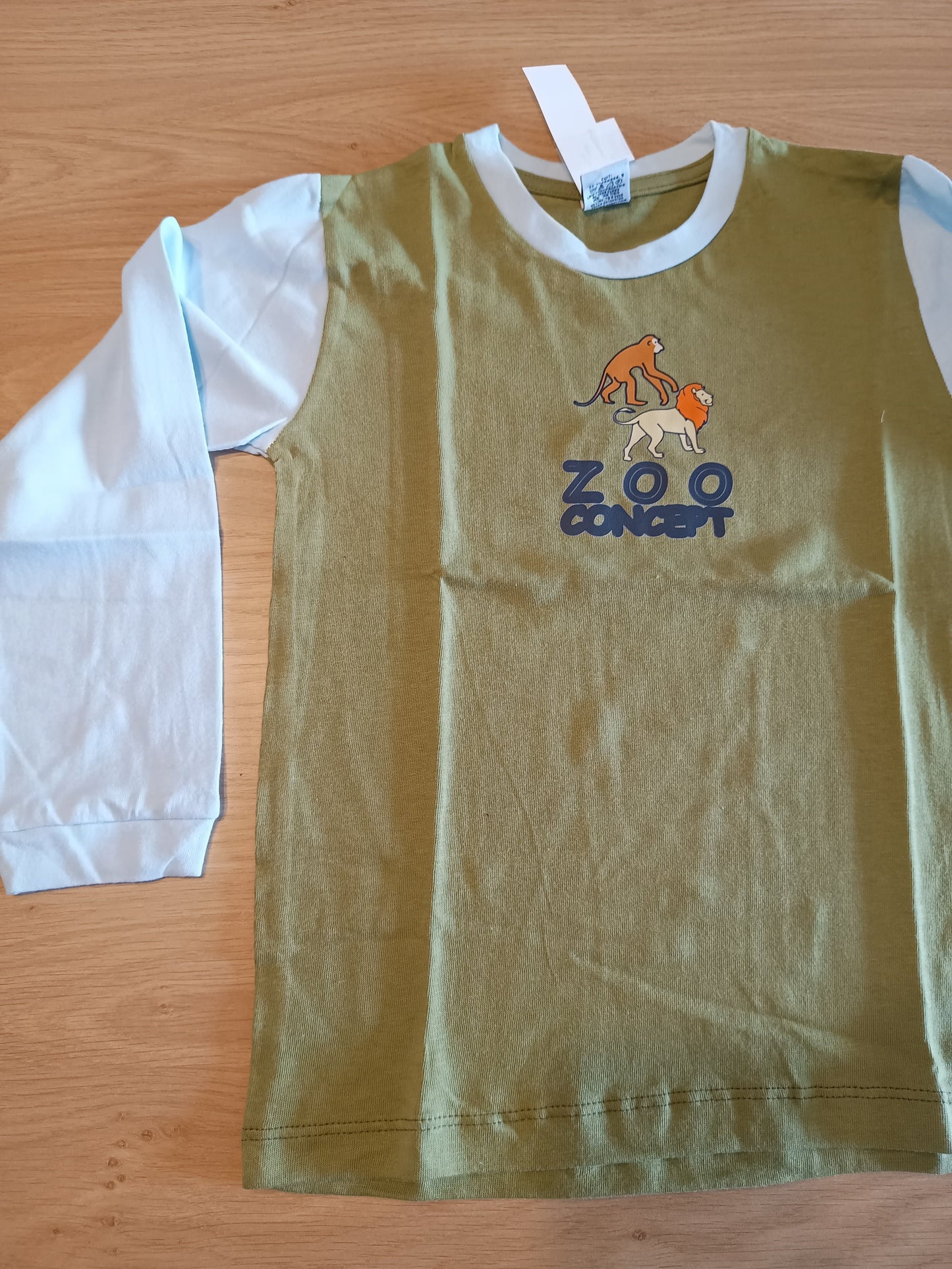 tshirt green zoo boy
