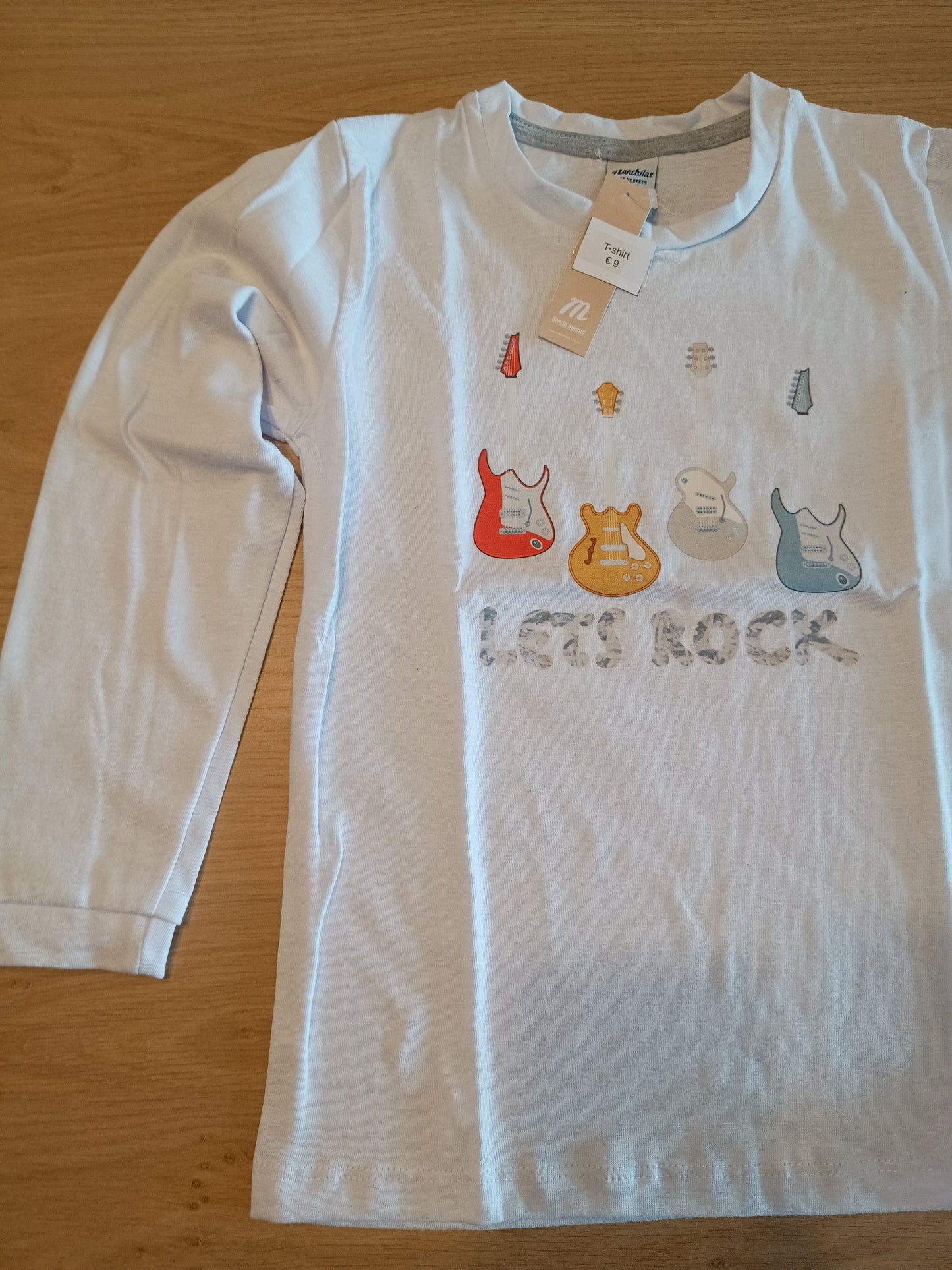 tshirt white guitar boy