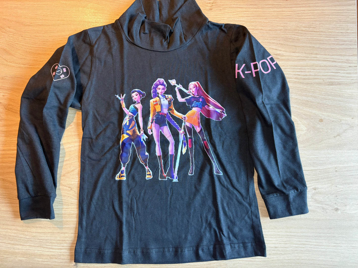 Tshirt kpop black with logo