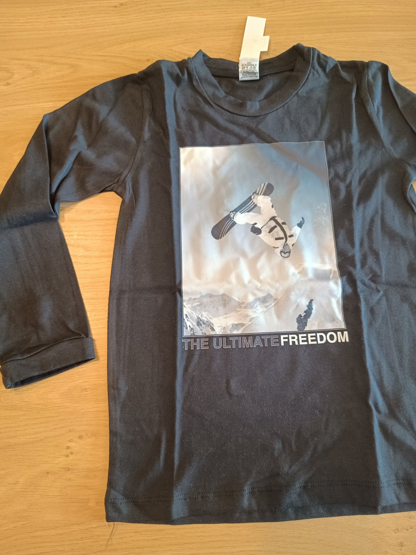 tshirt black skate boy