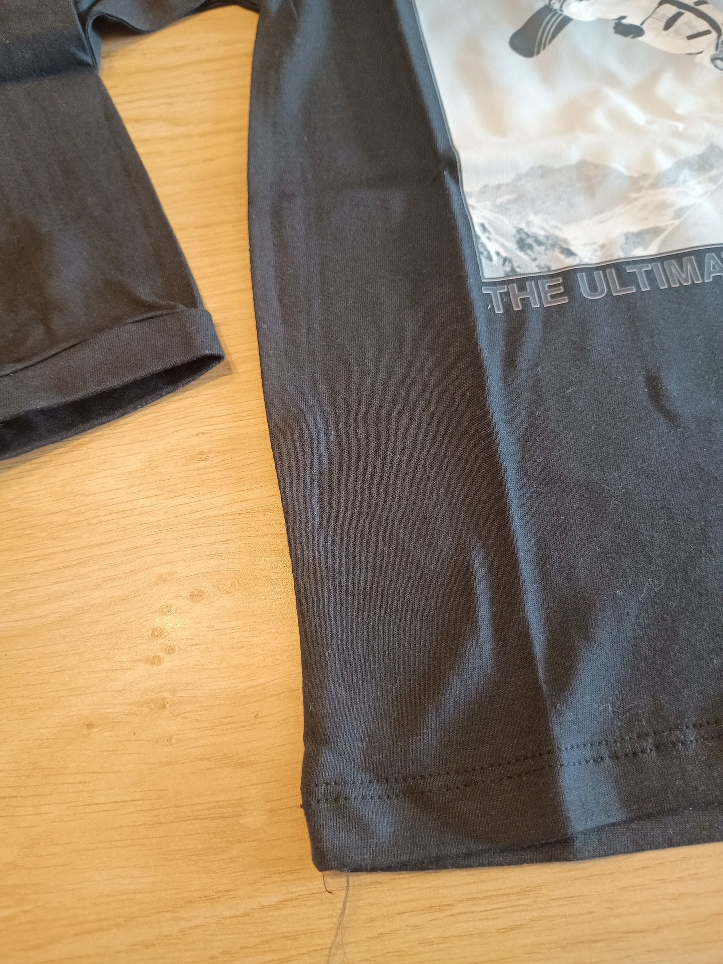 tshirt black skate boy
