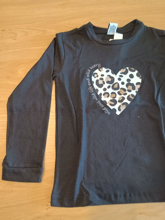 tshirt black heart girl