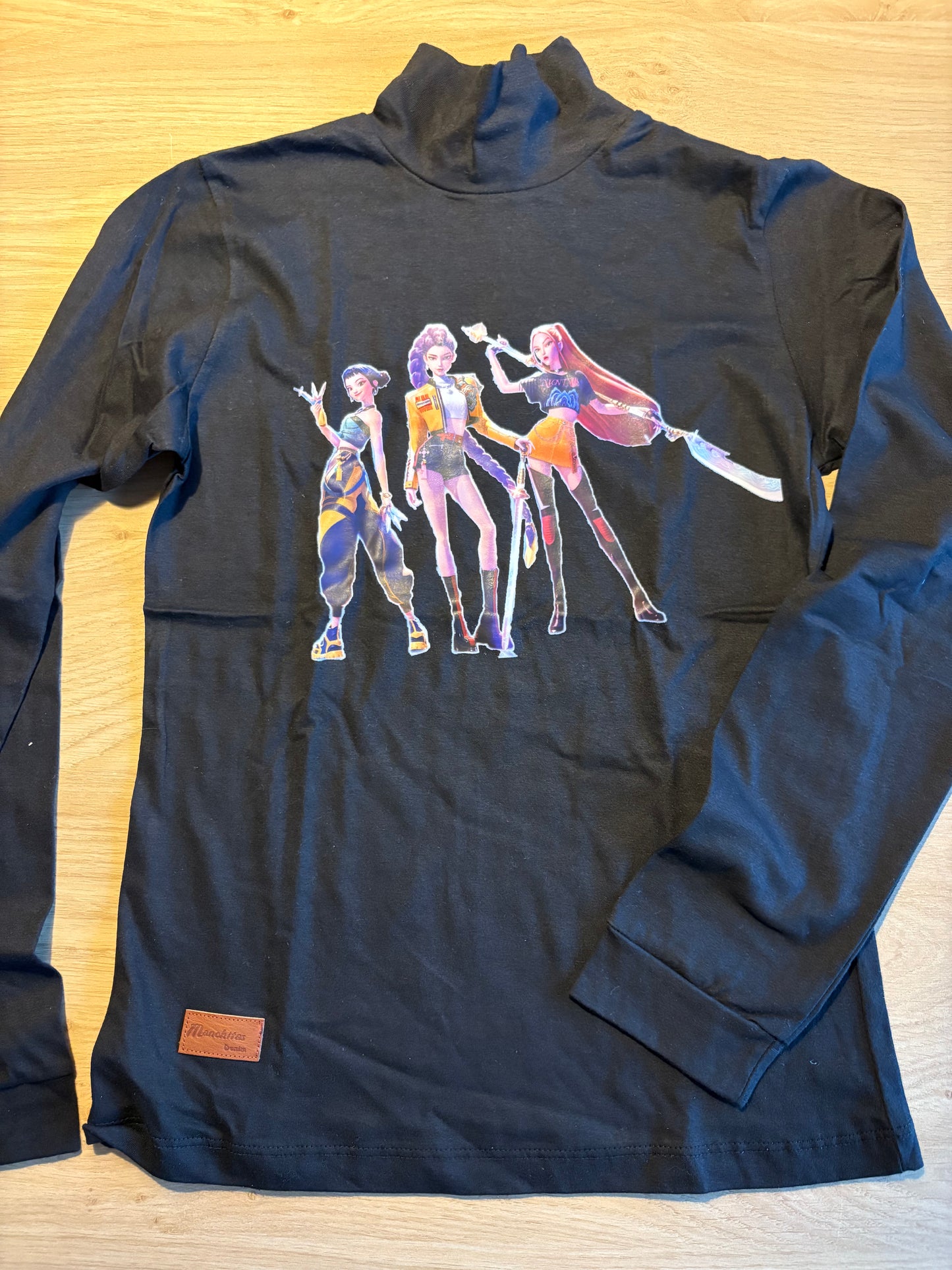 Tshirt kpop black with draw