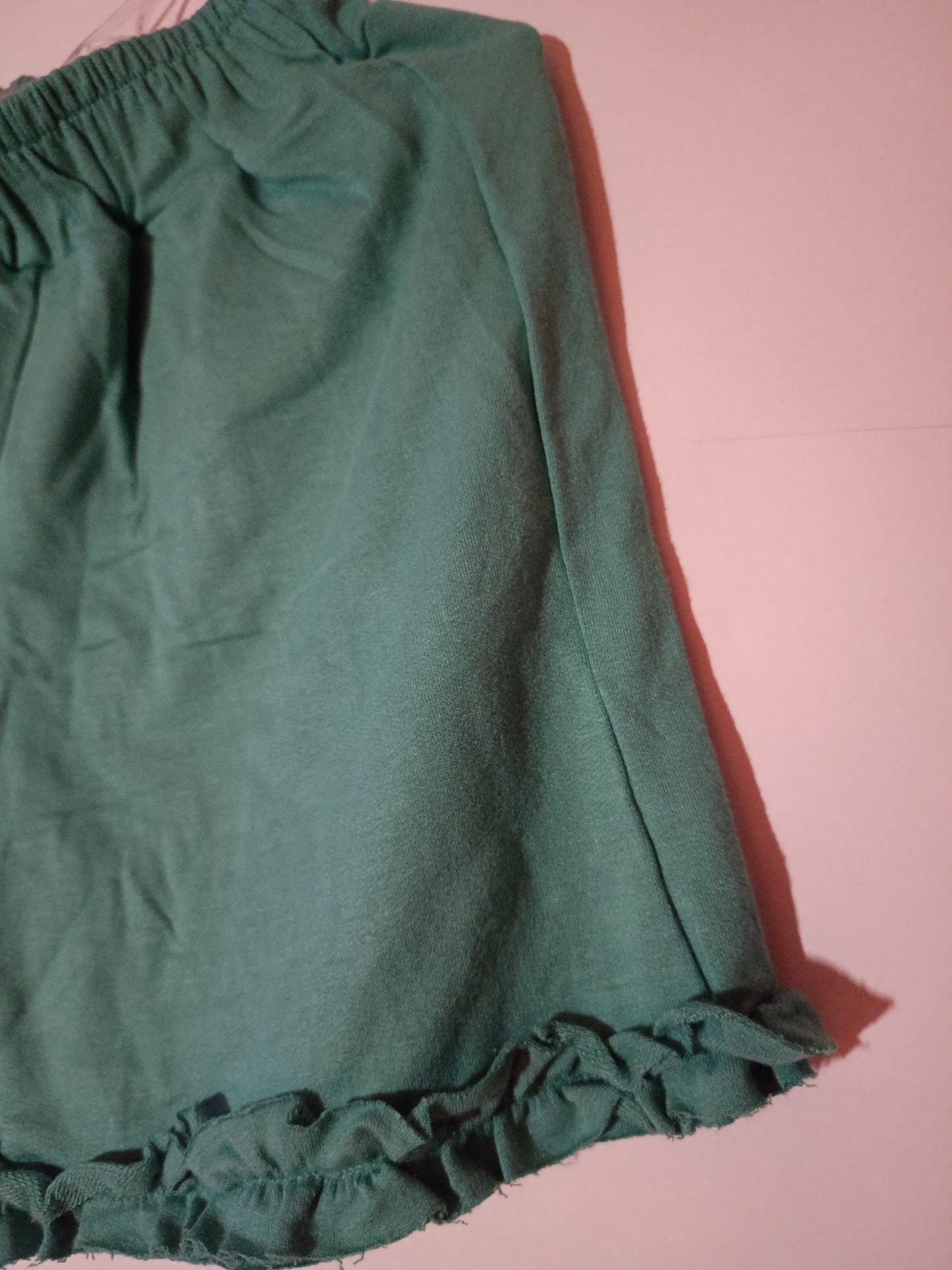 Short with ruffles